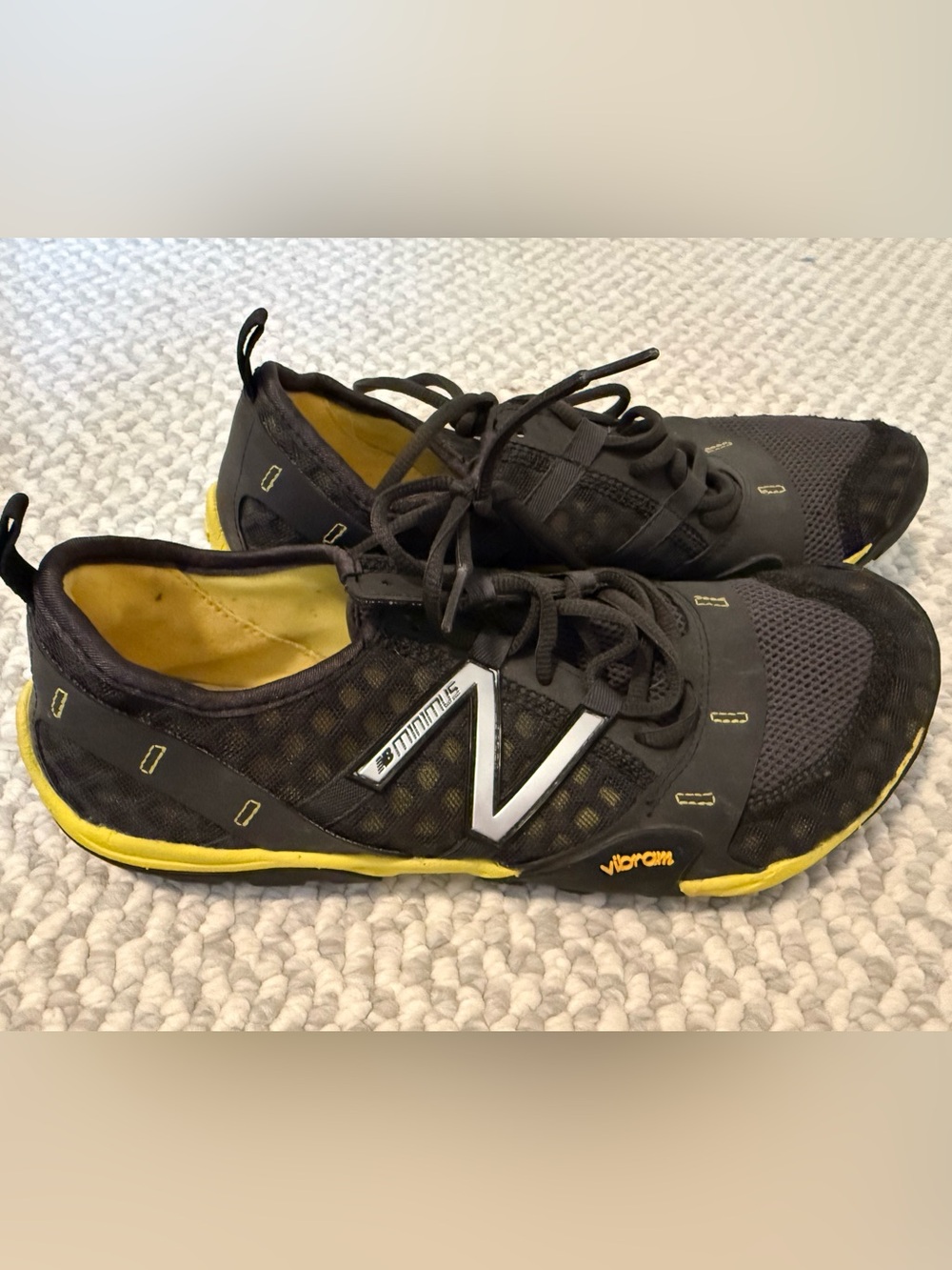 New Balance Men’s Vibram Black & Yellow MINIMUS Vibram Running Shoes